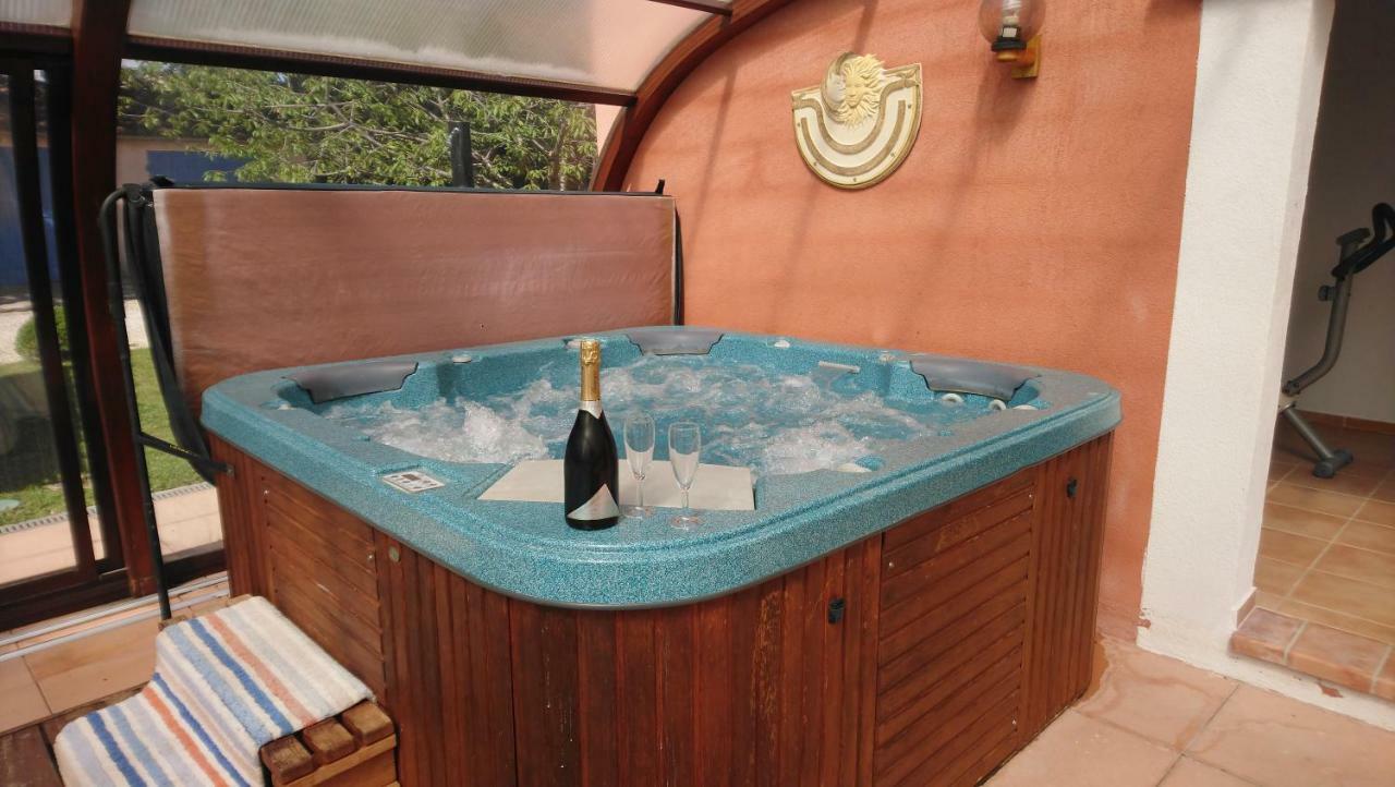 نا لي بين Chambre Et Table D'Hotes Villa Pomponette المظهر الخارجي الصورة